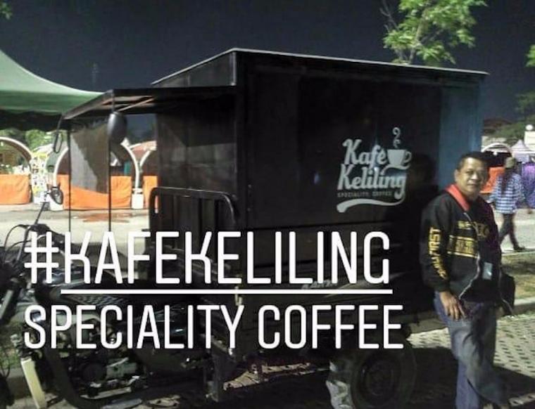 Kafe Keliling, Nikmatnya Suguhan Kopi Asli Sambil Diskusi