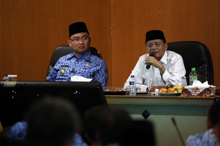 Kepala Dinas Masih Angkat TKS, Gubernur Akan Berikan Sanksi Tegas