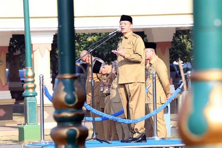 Lantik Dewan Pendidikan, Gubernur : Pendidikan Gratis Sudah Final