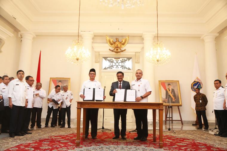 Pemprov Banten, Pemkab Tangerang dan DKI Jakarta Teken Kerja Sama 16 Sektor Penting